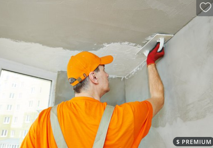 Professional Plasterer plastering ceiling 